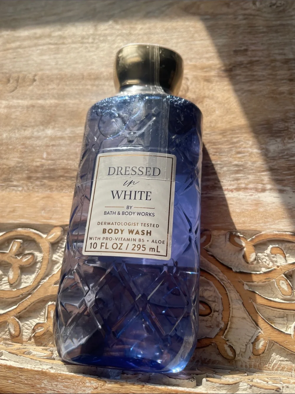 Bath & Body Works Dressed in White Body Wash - Blue
